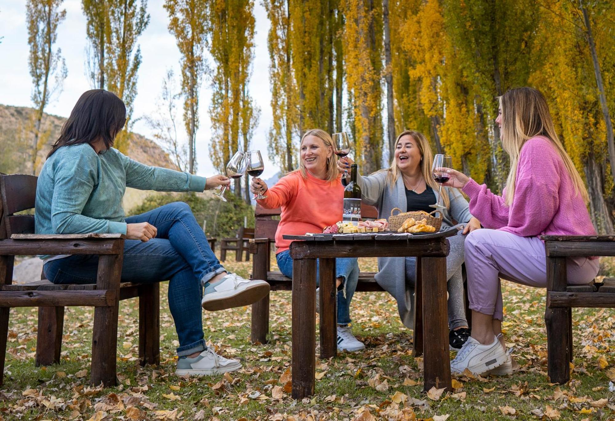 Ayres De Uco Lodge & Wine Lovers Лос-Арболес Экстерьер фото